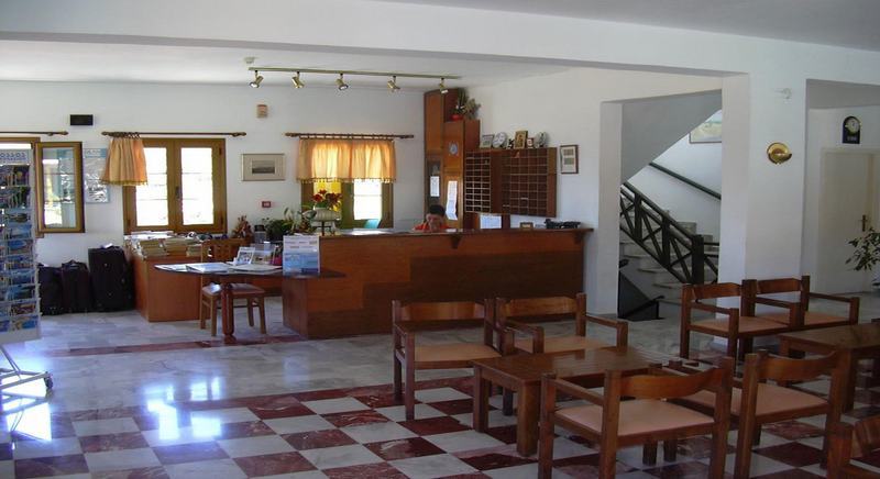 يورانيون Camari Garden Hotel Apartments المظهر الخارجي الصورة