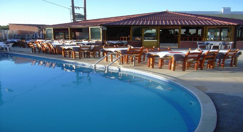 يورانيون Camari Garden Hotel Apartments المظهر الخارجي الصورة