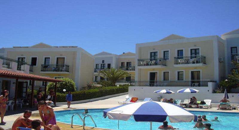 يورانيون Camari Garden Hotel Apartments المظهر الخارجي الصورة