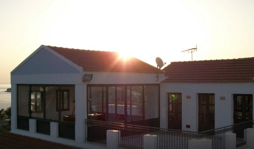 يورانيون Camari Garden Hotel Apartments المظهر الخارجي الصورة