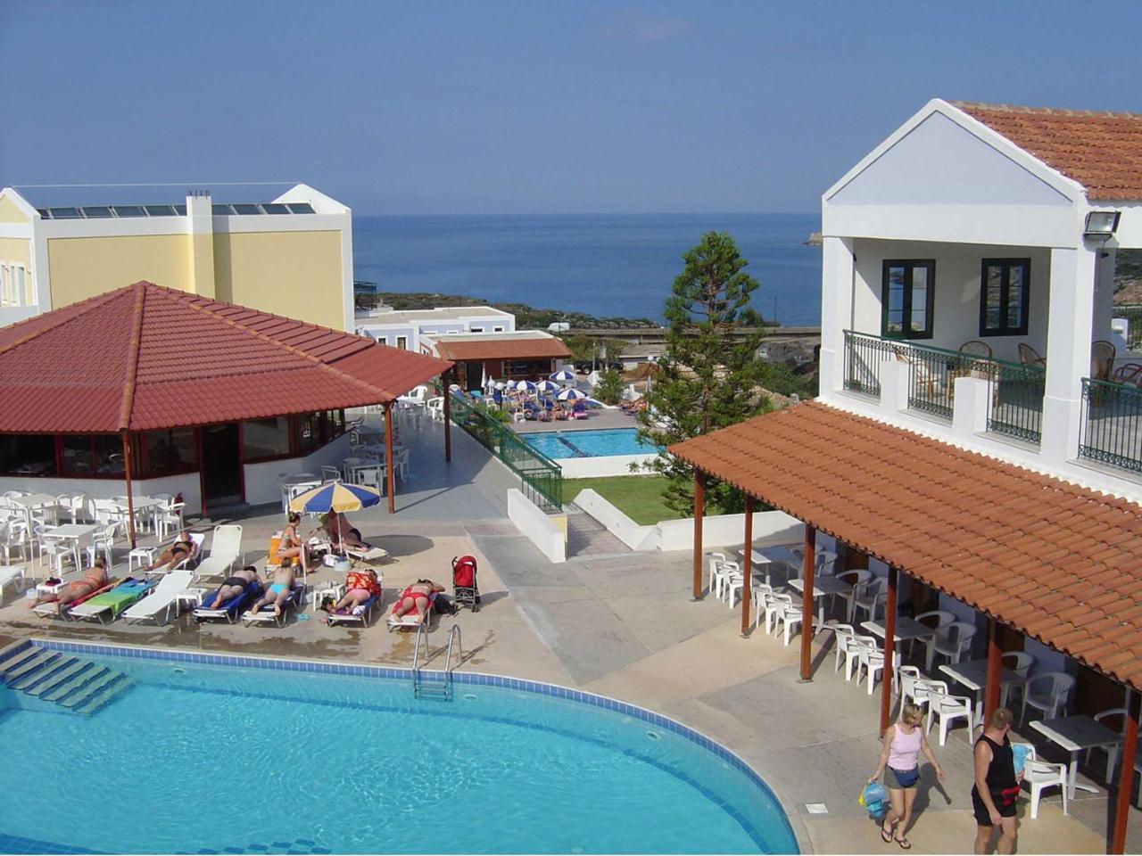يورانيون Camari Garden Hotel Apartments المظهر الخارجي الصورة