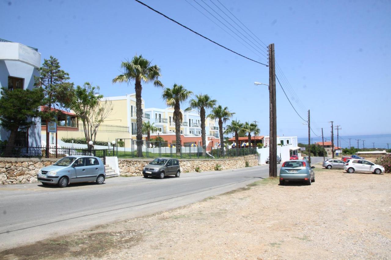 يورانيون Camari Garden Hotel Apartments المظهر الخارجي الصورة